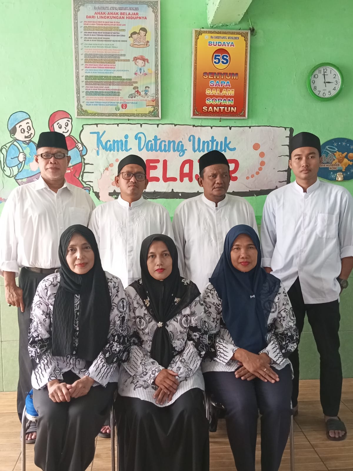 Dewan Guru Madrasah Diniyah Shibyanul Muslimin Hasana